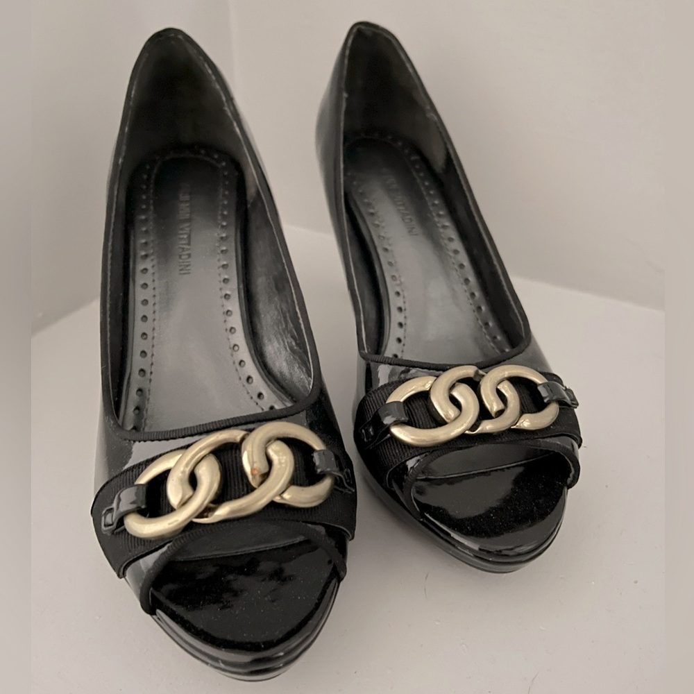 Adrienne Vittadini open toe pumps with chain detail